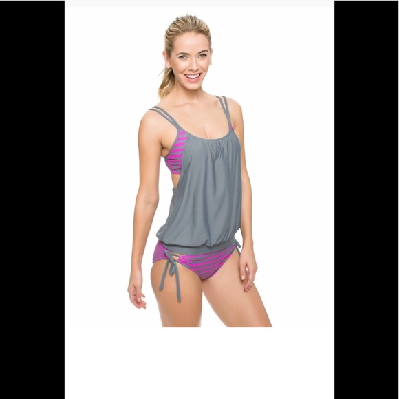 Other - NWOT! Women’s striped sporty tankini with bottoms